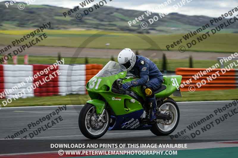 cadwell no limits trackday;cadwell park;cadwell park photographs;cadwell trackday photographs;enduro digital images;event digital images;eventdigitalimages;navarra;no limits trackdays;peter wileman photography;racing digital images;trackday digital images;trackday photos
